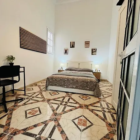 Apartment Isor Triana
